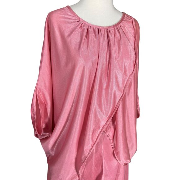 Vintage Queens Way Shiny Silky Pretty In Pink Nylon Pajama Set Batwing Wrap Top - Picture 5 of 9